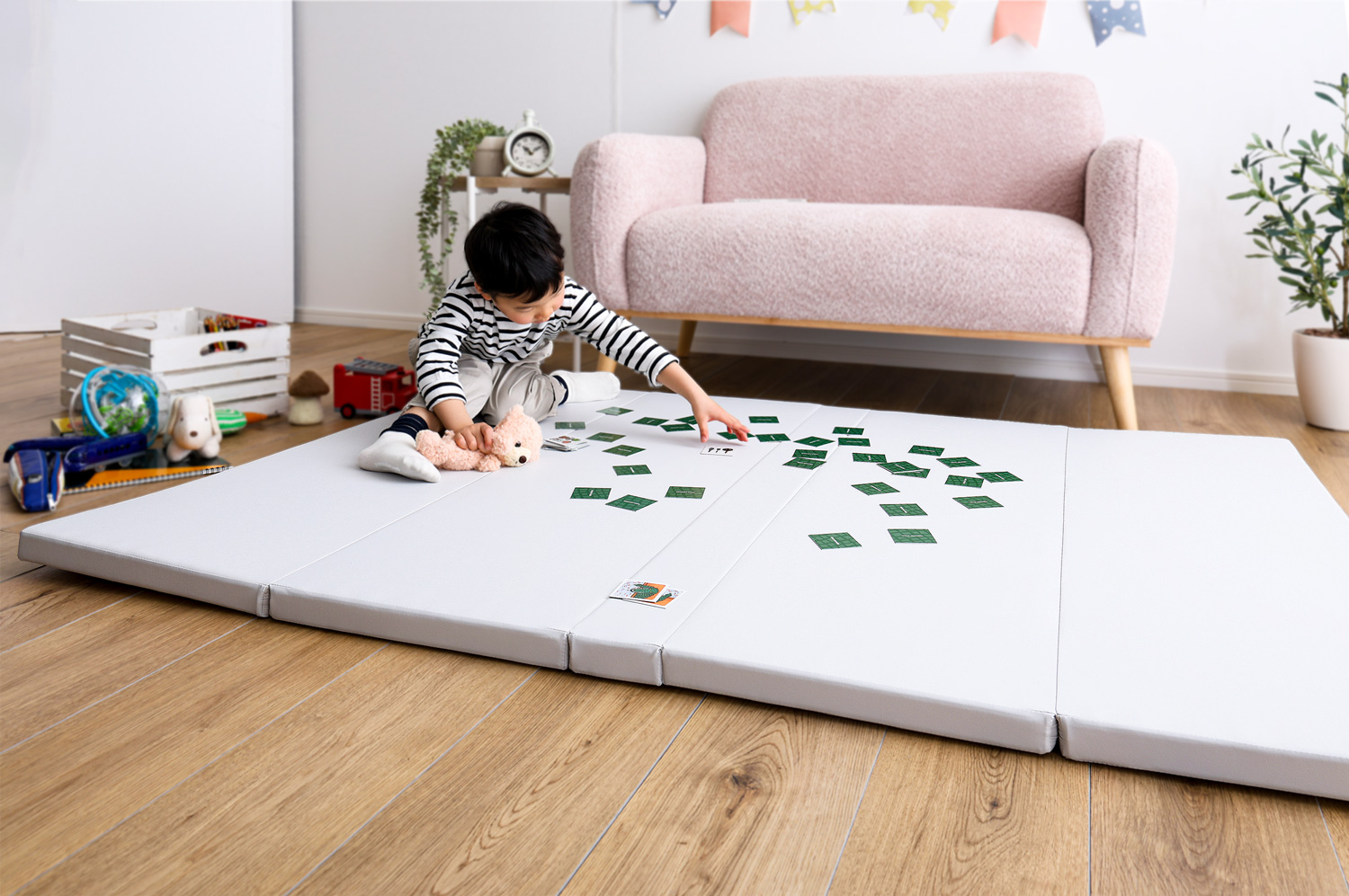 折りたたみ式キッズプレイマット Mサイズ(140×200cm) - 家具 折りたたみ式キッズプレイマット Mサイズ(140×200cm) - 家具